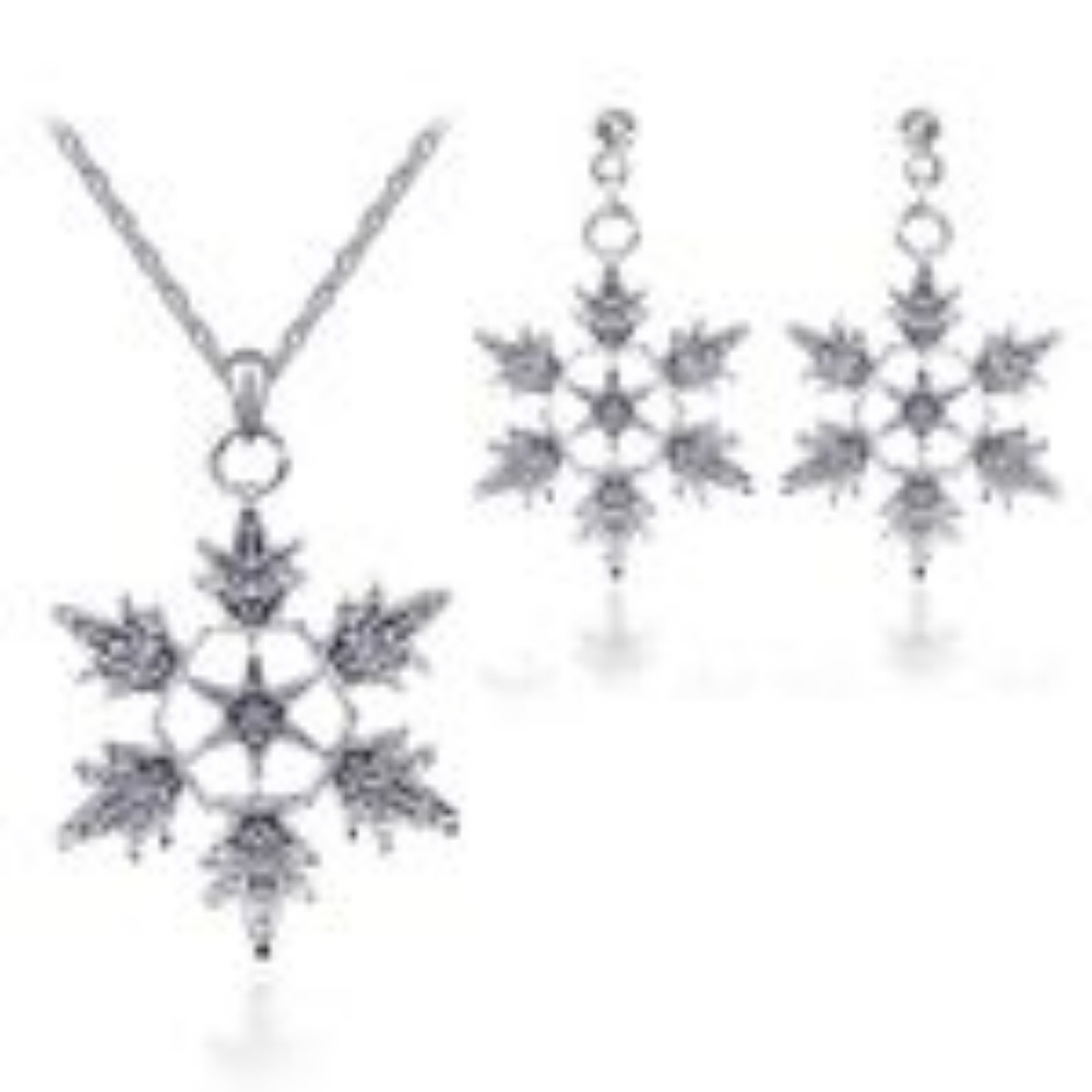 Snowflake Pendant Necklace
